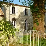 Au Bonheur D'alphonse Lusignan-Petit