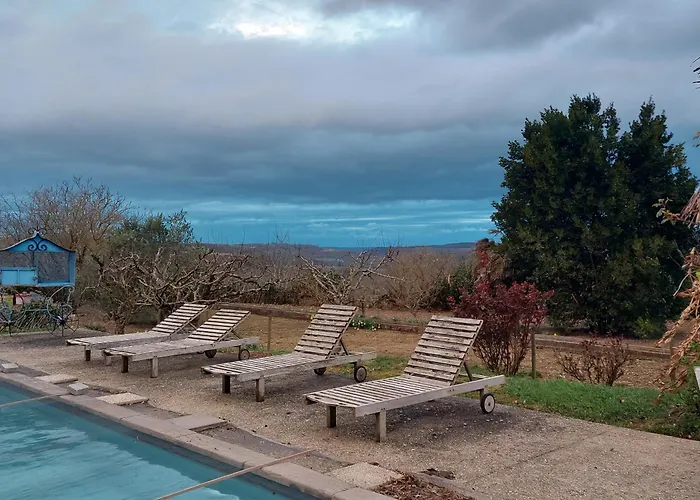 Au Bonheur D'alphonse Bed & Breakfast 3*