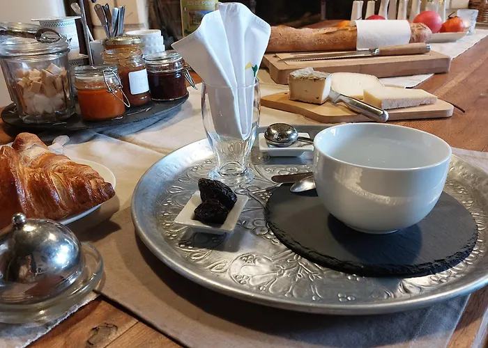 Au Bonheur D'alphonse Bed & Breakfast Lusignan-Petit