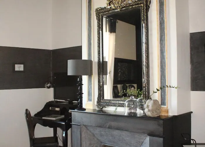 Au Bonheur D'alphonse Bed & Breakfast Lusignan-Petit