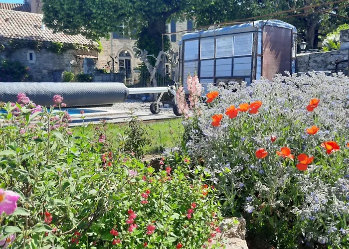 Au Bonheur D'alphonse 3*