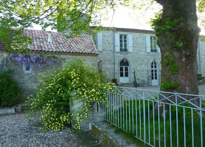 Au Bonheur D'alphonse 3*